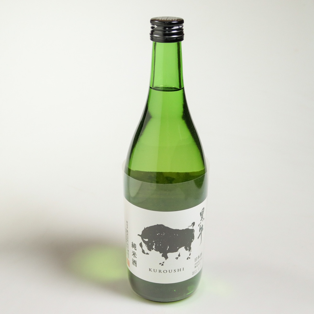 Sake "Kuroushi" Junmai