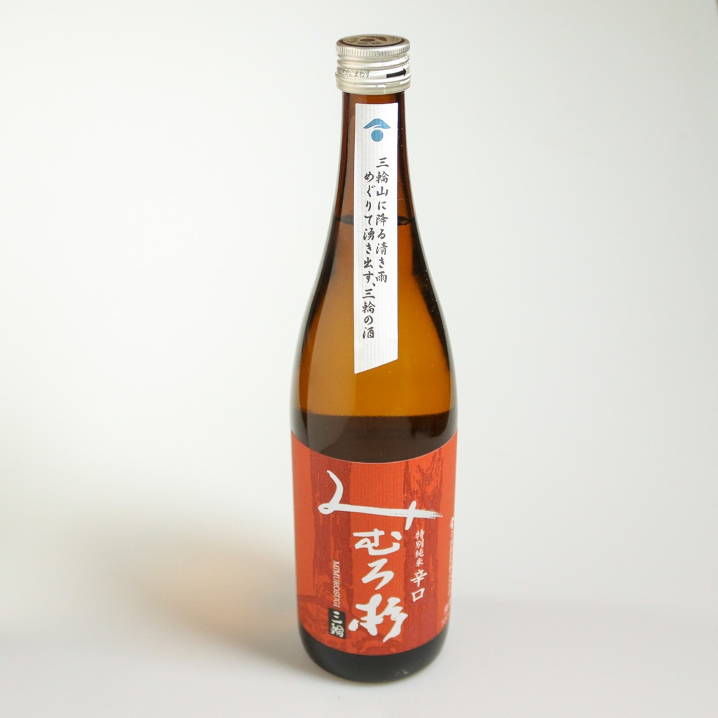 Saké "Karakuchi" Tokubetsu Junmai