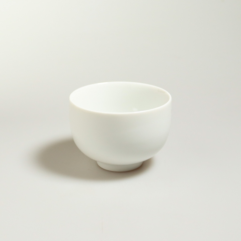 [J255] Tasse à thé "Hakuji" en porcelaine de Mino