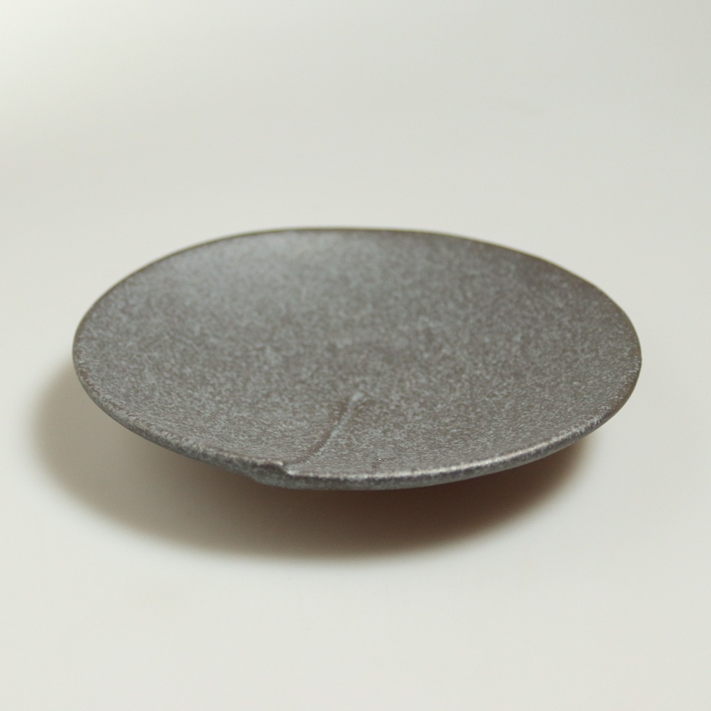 [J290] Fine Mino earthenware "Hasu" plate