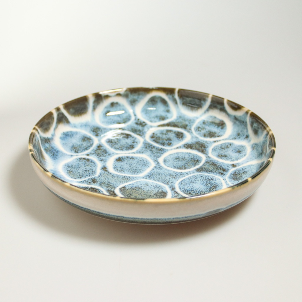 [J378] Plate "Momomaru" in porcelain of Mino