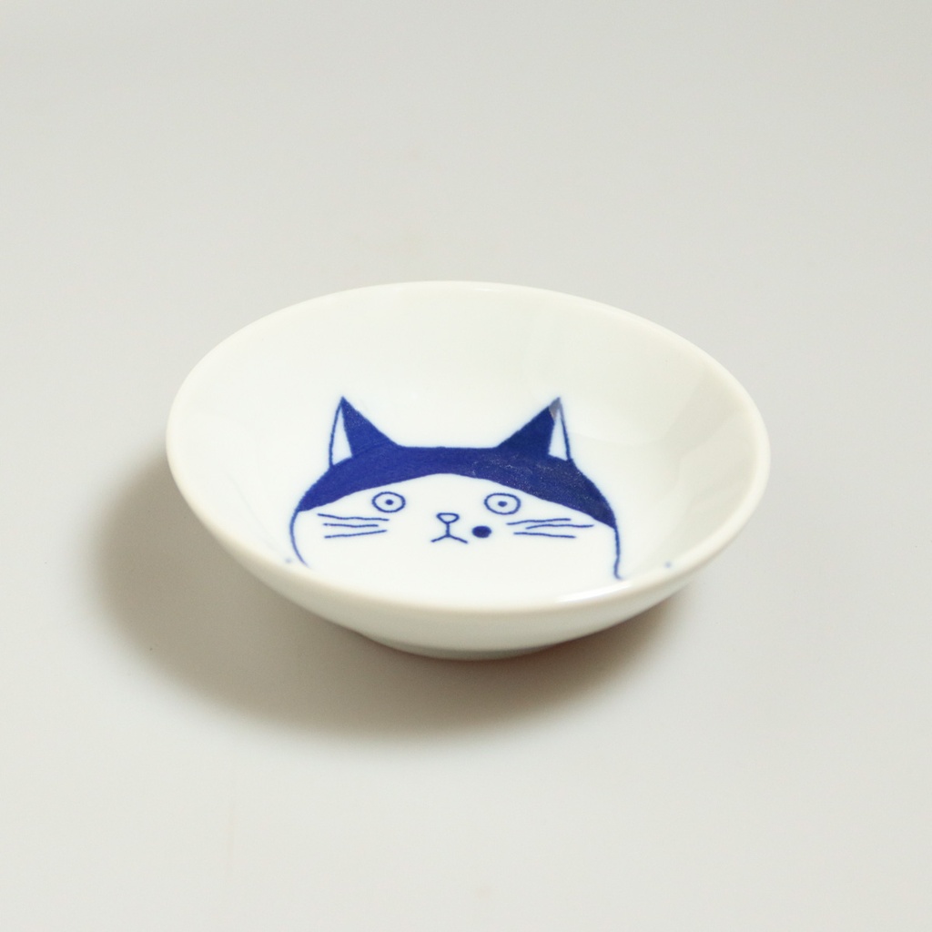 [J408a] Small dishe " Shichita " in porcelain of Mino