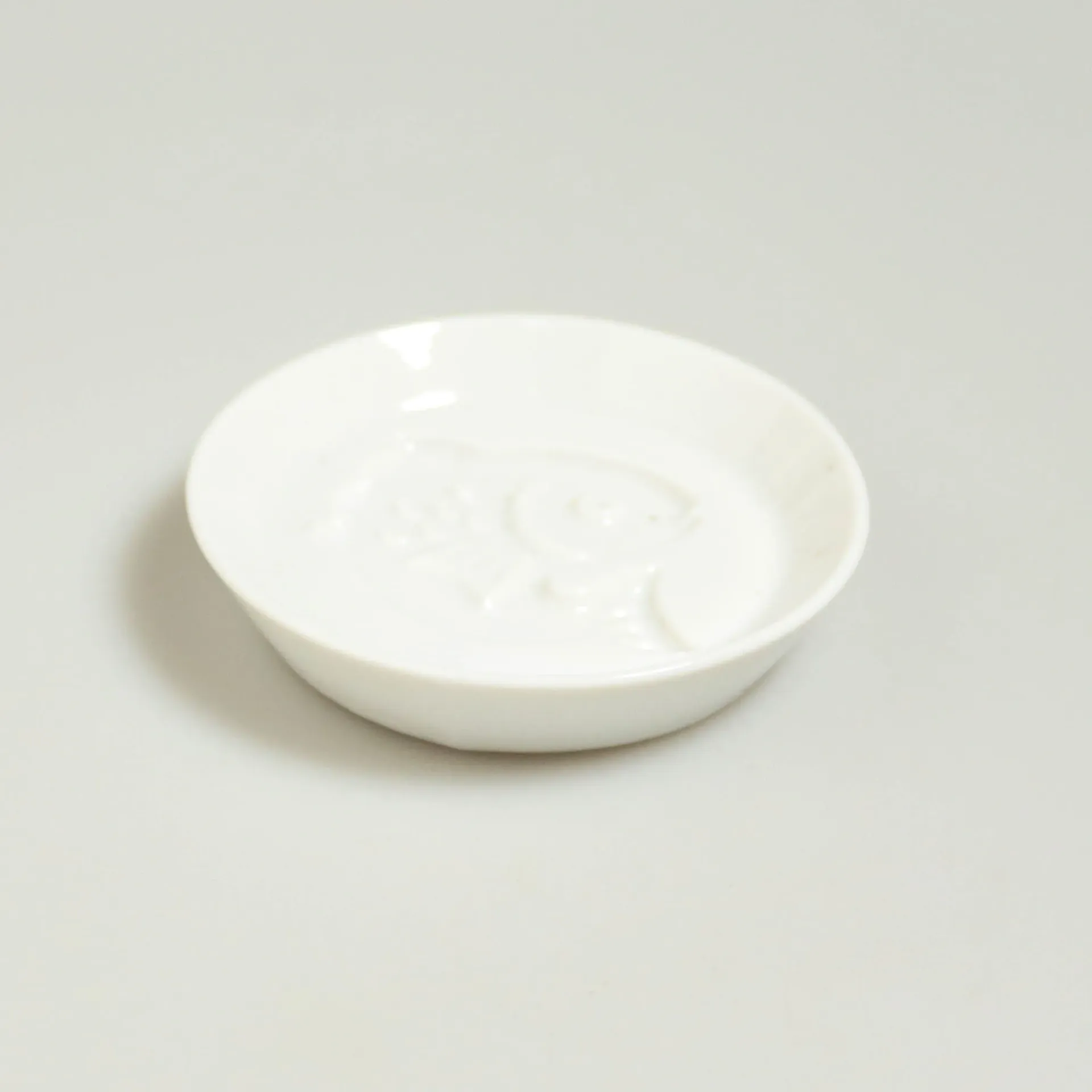 Coupelle pour sauce soja "Daurade" en porcelaine de Mino